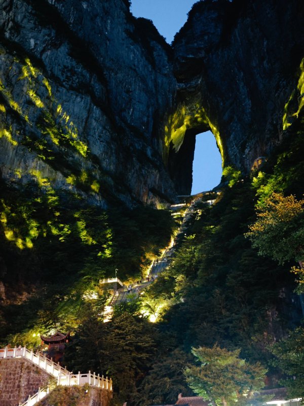 亿融策略 暑热高温催生文旅新“夜”态
